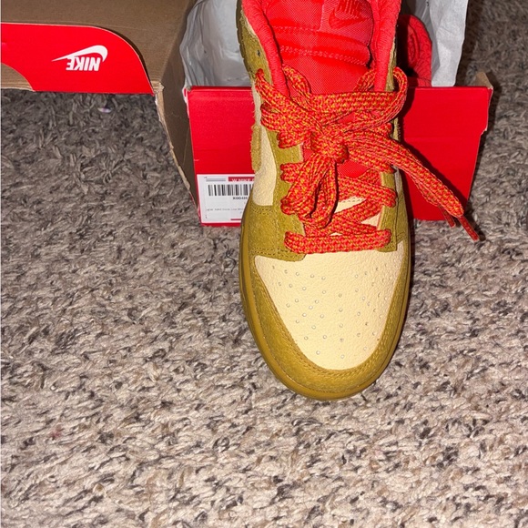 Nike Low Top Sneakers in Yellow, Cream & Red Accents - Picture 4 of 5